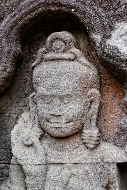 Ta Som-012